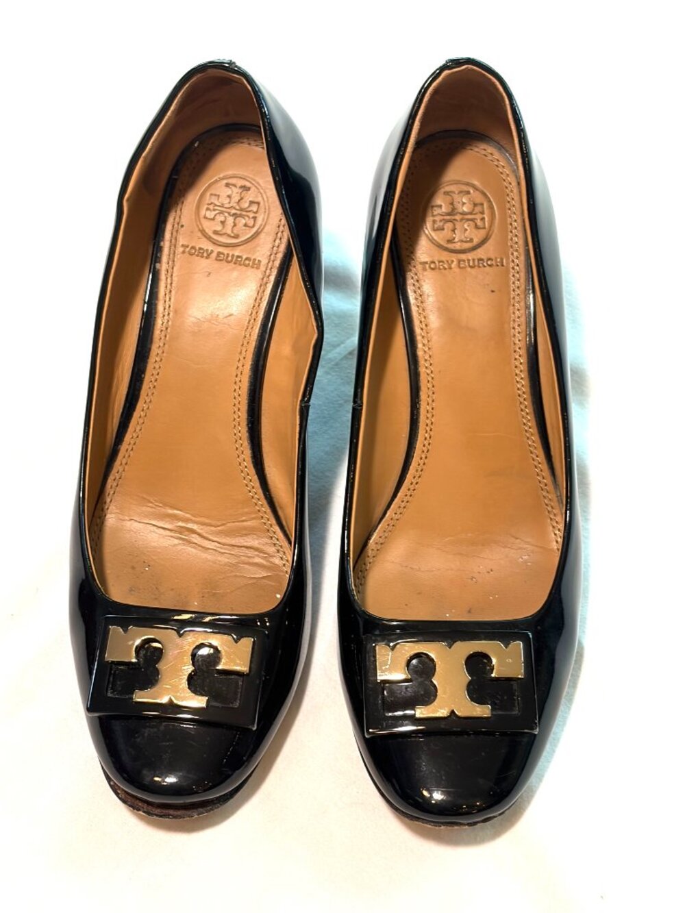 Tory Burch black wedge pump 7M patent leather